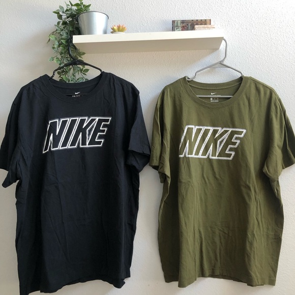 The Nike Tee Olive Green Dark Navy Bundle of 2 T-Shirts XXL - Picture 1 of 5